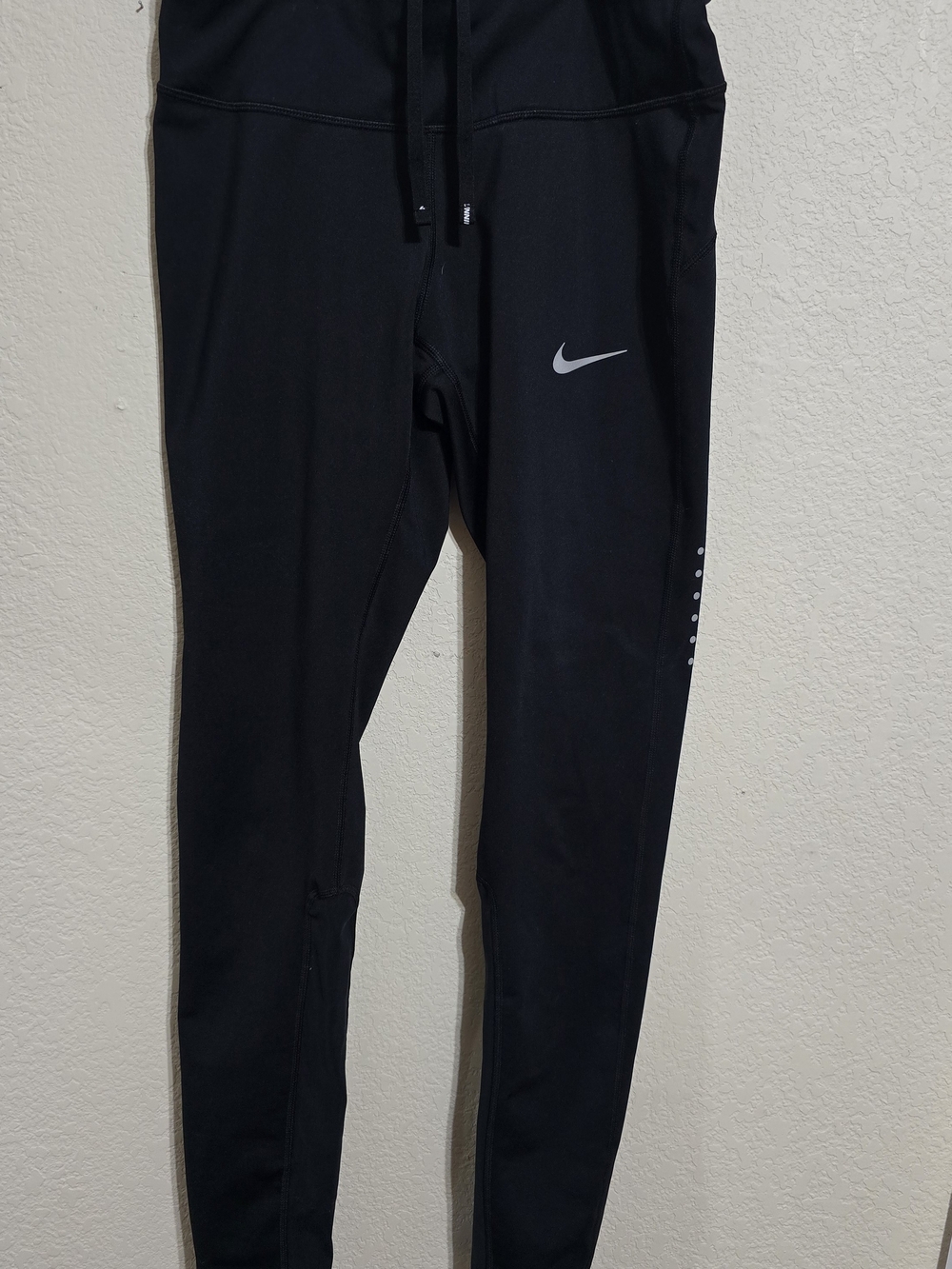 Nike Women's Black Athletic Leggings with Reflective Swoosh